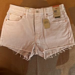 NWT Button Fly Lavender Levi 501 2.5” Jean shorts